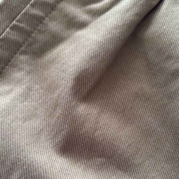 BNWT Casual Olive Green Shorts by Voyager - Picture 3 of 9